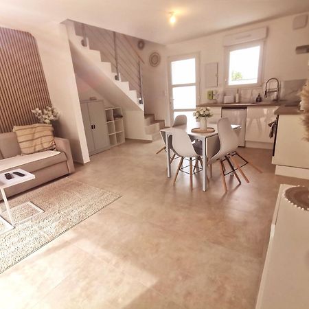 Magnifique Duplex Neuf Parking Et Terrasse Apartman Dole Kültér fotó