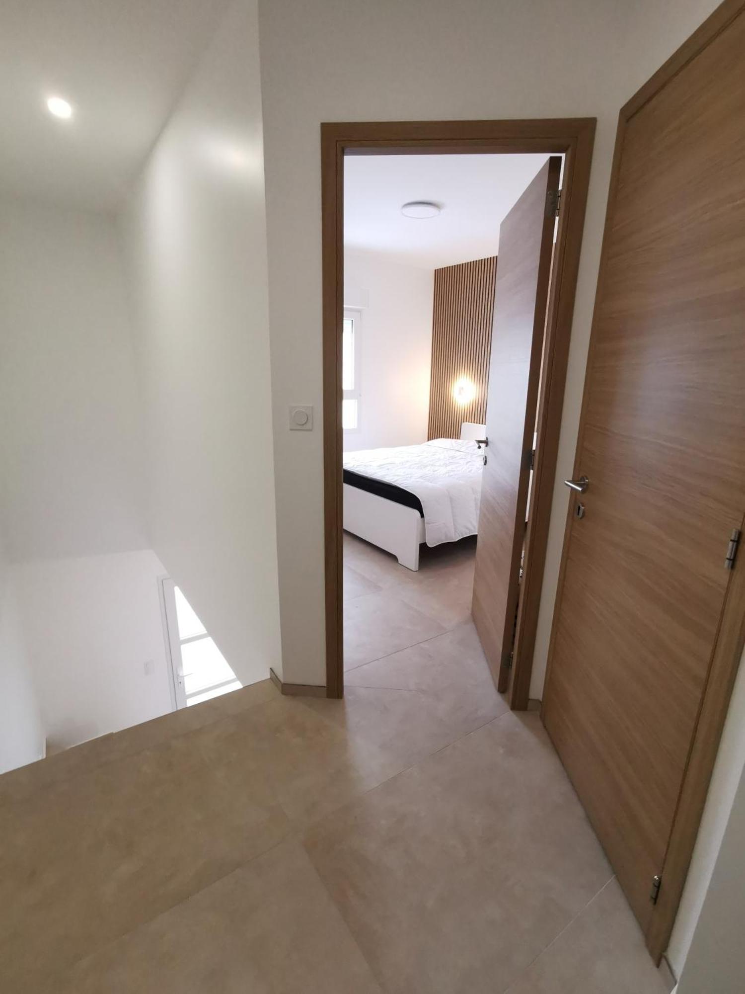 Magnifique Duplex Neuf Parking Et Terrasse Apartman Dole Kültér fotó